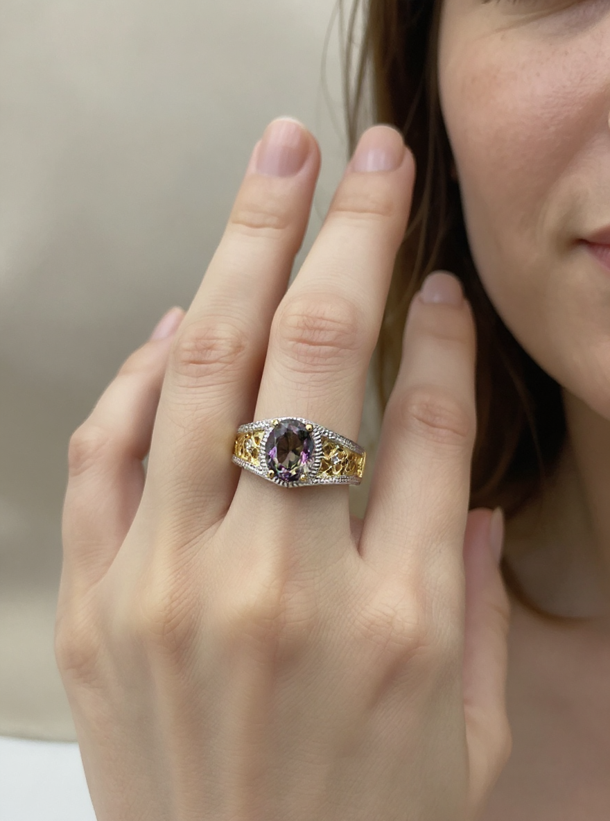 Mystic Aura Diamond Ring